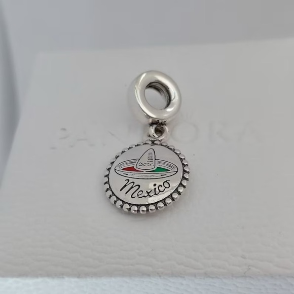 PANDORA Mexico Hat Vacation Sterling Silver Travel Charm in a gift box #99 - Picture 1 of 4
